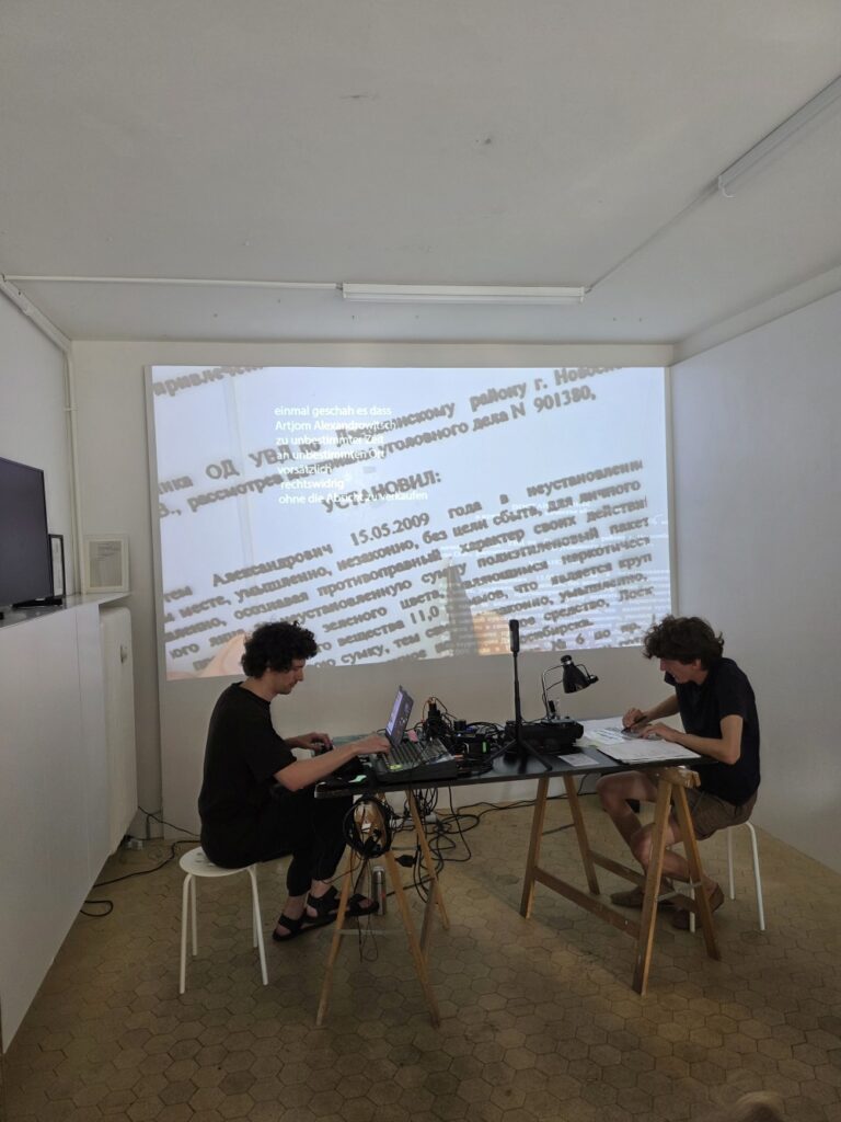 Textographien-Perfomance mit Pavel Arsenev und Steve Nest (@dreiviertel, 7.8.)