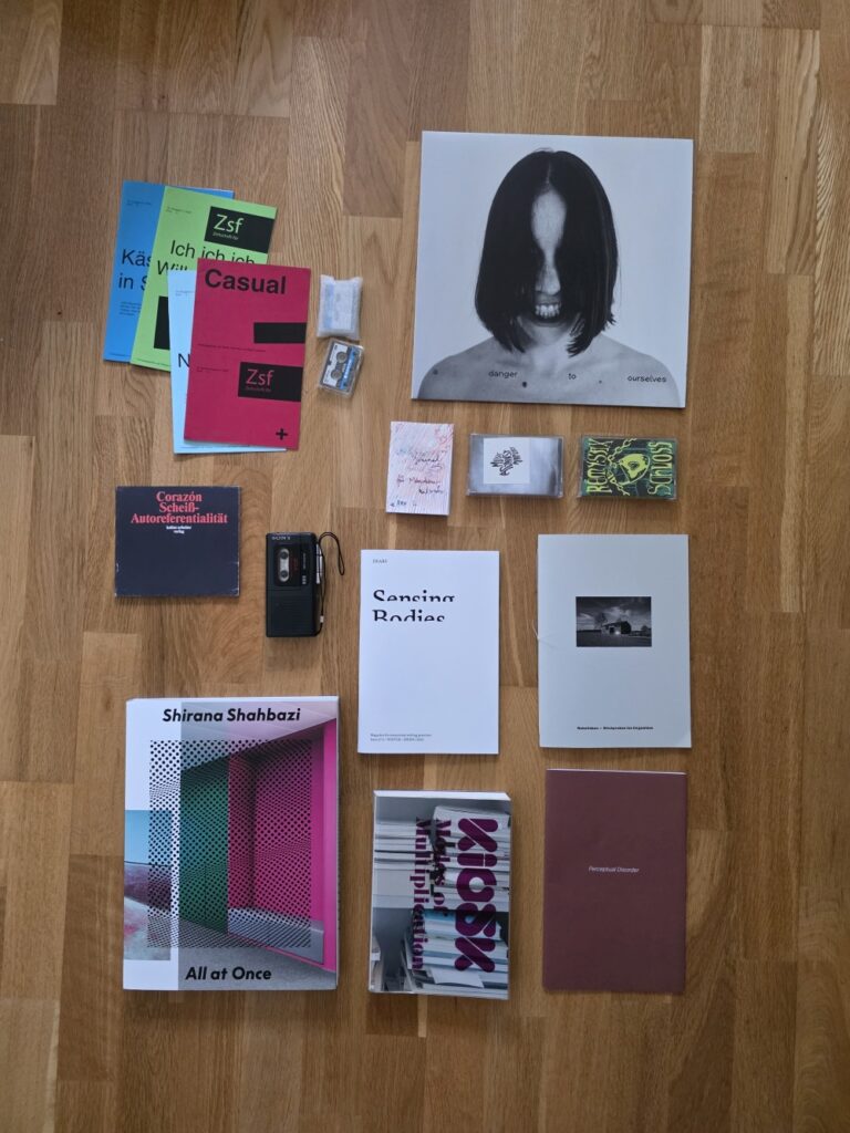 collection ff:
cd: corazon, scheiss-autoreferentialität
vinyl: lucrecia dalt, a stranger to ourselves
zsf 74-76, sa6
Sony M-607V Microcassette Recorder (antriebsriemen to be replaced)
2 used Microcassettes (Sanyo MC-46 ME)
tape: remy sax, schloss (rapace)
mag: dears #6, sensing bodies
zine: perceptual disorder (max leiss, 2026)
buch: kiosk. modes of  multiplication (keller/lailach)
katalog: shirana shabazi, all at once
mag: rinck, menschenkitsch (leer)
tape: music against airports
heft: schlinkert / zscharnt: nebelleben